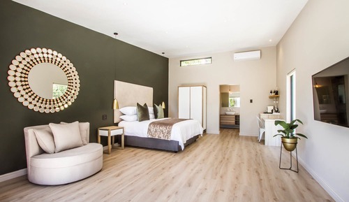 Habitación Deluxe con 1 cama doble o 2 individuales, 1 habitación, vistas al jardín