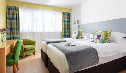 Habitación con 1 cama doble o 2 individuales