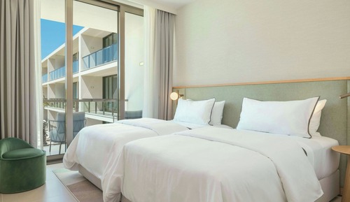 Habitación Deluxe, 2 camas individuales, balcón, vistas al complejo turístico