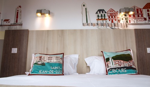 Habitación panorámica, balcón, vistas al mar