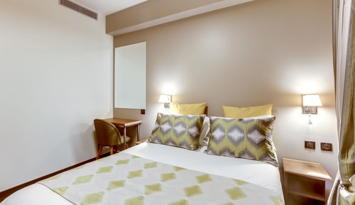 Habitación Confort doble, 1 cama doble, accesible para personas con discapacidad, planta baja