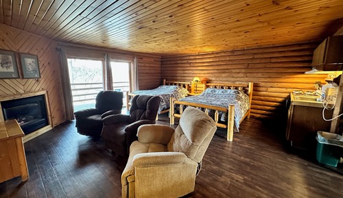 Habitación Confort, cocina básica, vistas al río
