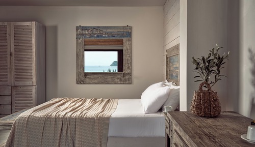 Junior Suite with Sharing Pool & Sea View