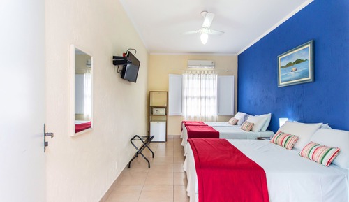Habitación cuádruple estándar