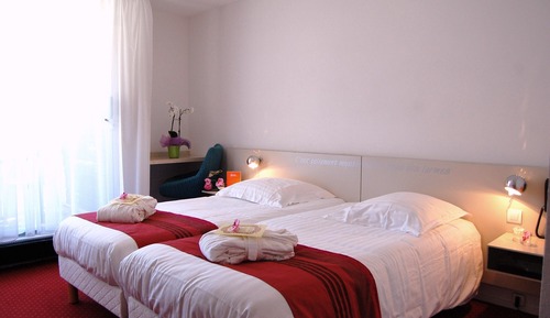 Habitación con 2 camas individuales