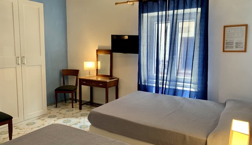 Habitación cuádruple básica