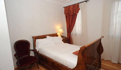 Habitación estándar con 1 cama doble o 2 individuales