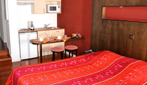 Habitación estándar con 1 cama doble o 2 individuales