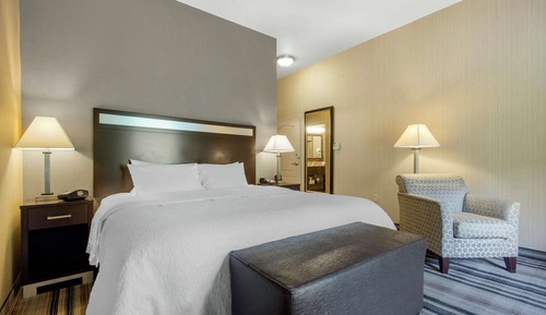 Cama matrimonial grande