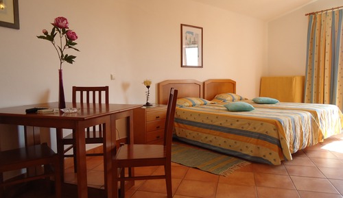Estudio (2 adults)