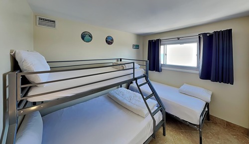 Apartamento, varias camas, balcón, vistas al mar (#1401 - No Pets Allowed)