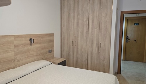 Estudio superior, 1 cama de matrimonio grande