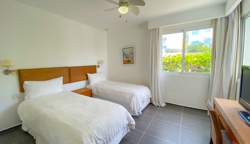 Apartamento exclusivo, 4 habitaciones, balcón, vistas al mar