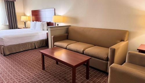 Suite, 1 cama de matrimonio grande con sofá cama
