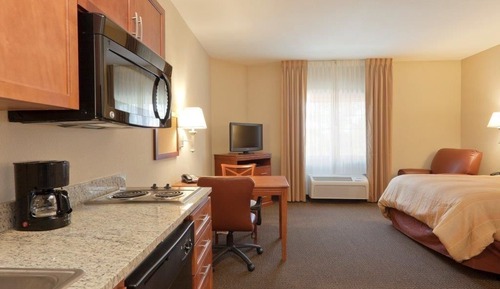 Suite estudio, 2 camas de matrimonio, no fumadores