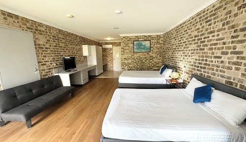 Habitación con 2 camas individuales
