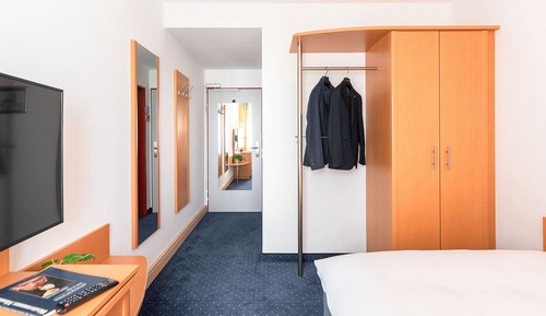 Suite, 1 cama doble con sofá cama, balcón