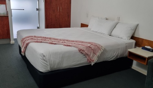 Habitación doble, 1 cama de matrimonio grande