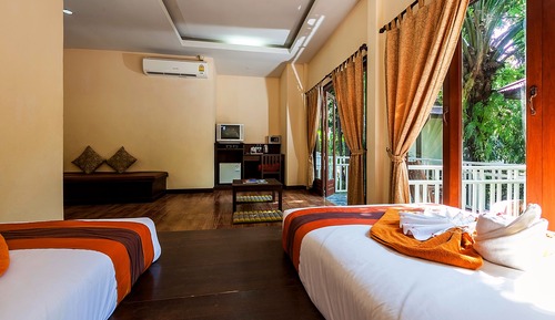 Bungalow Deluxe, vistas al jardín