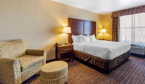 Habitación, 1 cama de matrimonio grande con sofá cama, accesible para personas con discapacidad