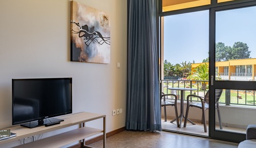 Suite familiar, vistas a la piscina