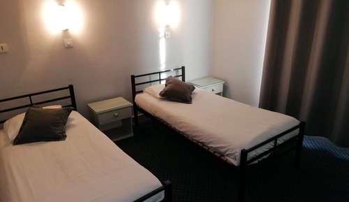 Habitación estándar con 2 camas individuales