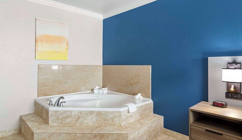 Suite, 1 cama de matrimonio grande, no fumadores (Whirlpool)