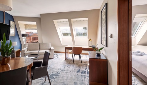 Suite, 1 cama de matrimonio grande, vistas al río