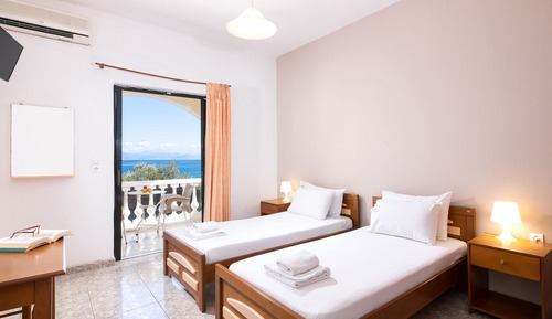 Estudio, vistas al mar (twin)