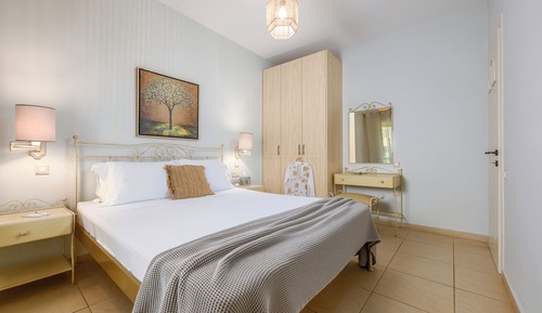 Premium Suite, Partial Sea View