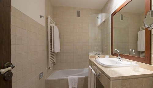 Suite Deluxe, bañera de hidromasaje