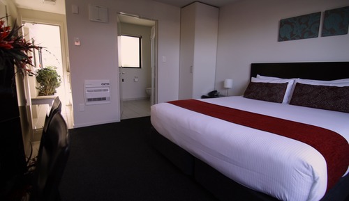 Estudio ejecutivo, 1 cama de matrimonio grande