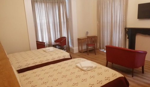 Habitación cuádruple Deluxe