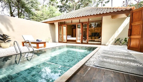 2 Bedrooms Pool Villa
