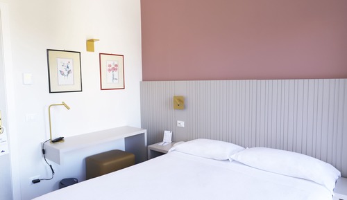 Habitación doble, 1 cama individual grande (French Bed)
