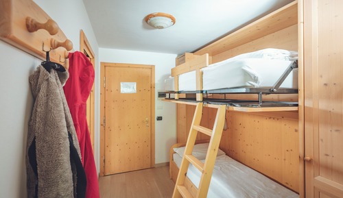 Estudio, balcón (4 people)