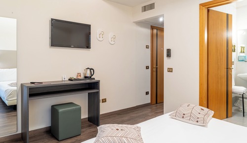 Habitación estándar con 1 cama doble o 2 individuales