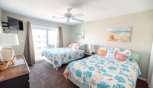 Condo, 2 Bedrooms