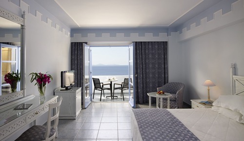 Habitación con 2 camas individuales, vistas al mar