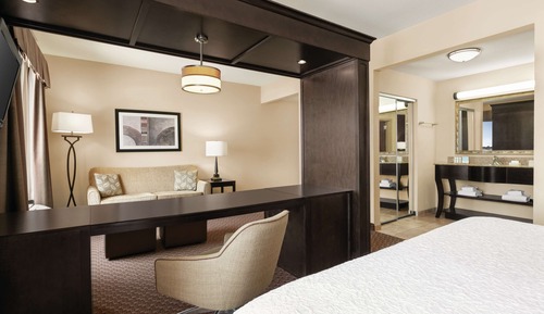 Suite estudio, 1 cama de matrimonio grande con sofá cama