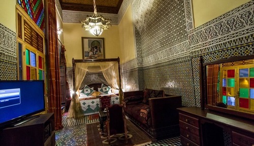 Suite, baño privado (Zineb)