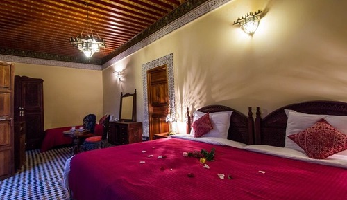 Suite Deluxe, baño privado (Hind)