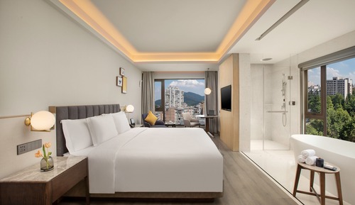 Habitación Grand, 1 cama de matrimonio grande, vistas a la ciudad