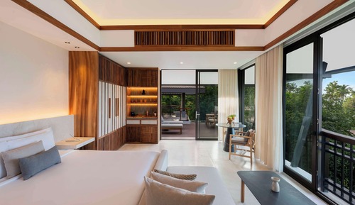 Hillside Pool Villa - King