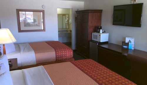 Habitación estándar, 2 camas de matrimonio, fumadores