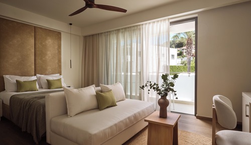 Premium Deluxe Room