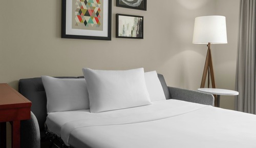 Estudio, 1 cama de matrimonio grande con sofá cama