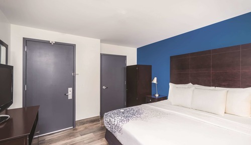 Habitación, 1 cama de matrimonio grande, accesible para personas con discapacidad, bañera