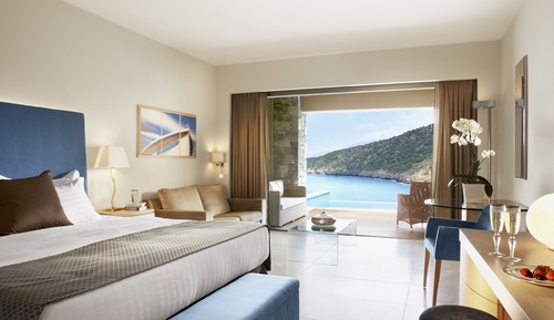Deluxe Sea View Room with Individual Pool