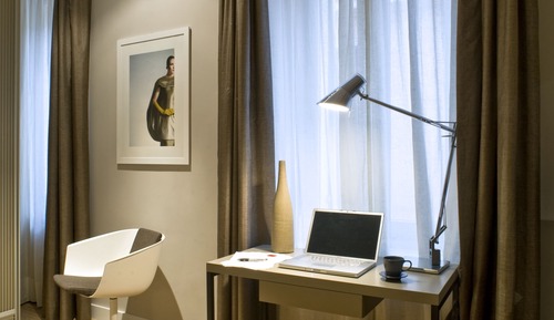Suite (Fashion) (1pax)